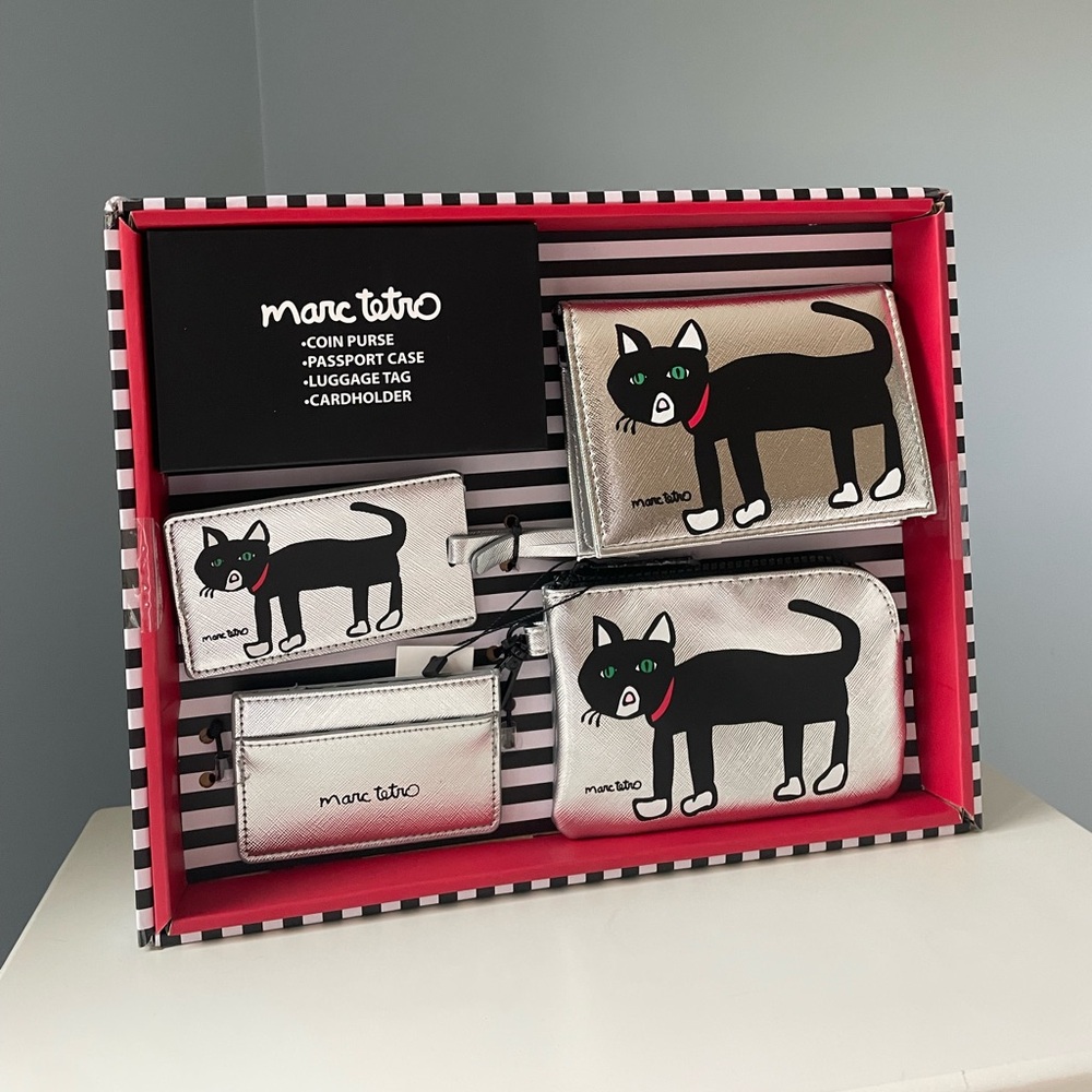 NWT Marc Tetro Black Cat 4-Piece Travel Set Passport Case Wallet Coin Purse